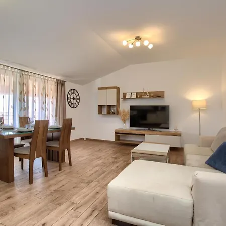 Apartment Mikulic *